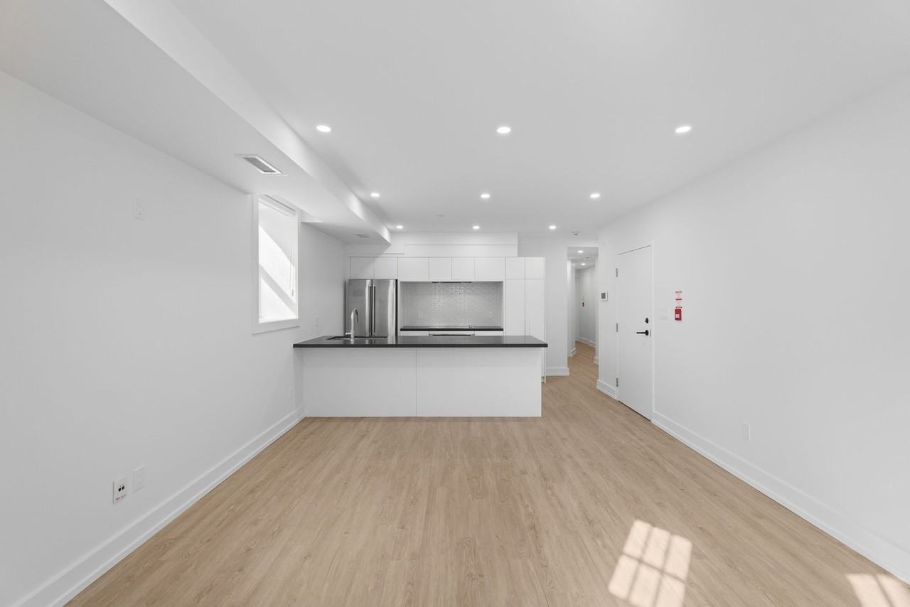 314 Lonsdale Road #1 - Photo 5 of 20