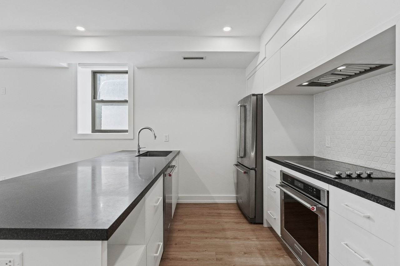 314 Lonsdale Road #1 - Photo 7 of 20