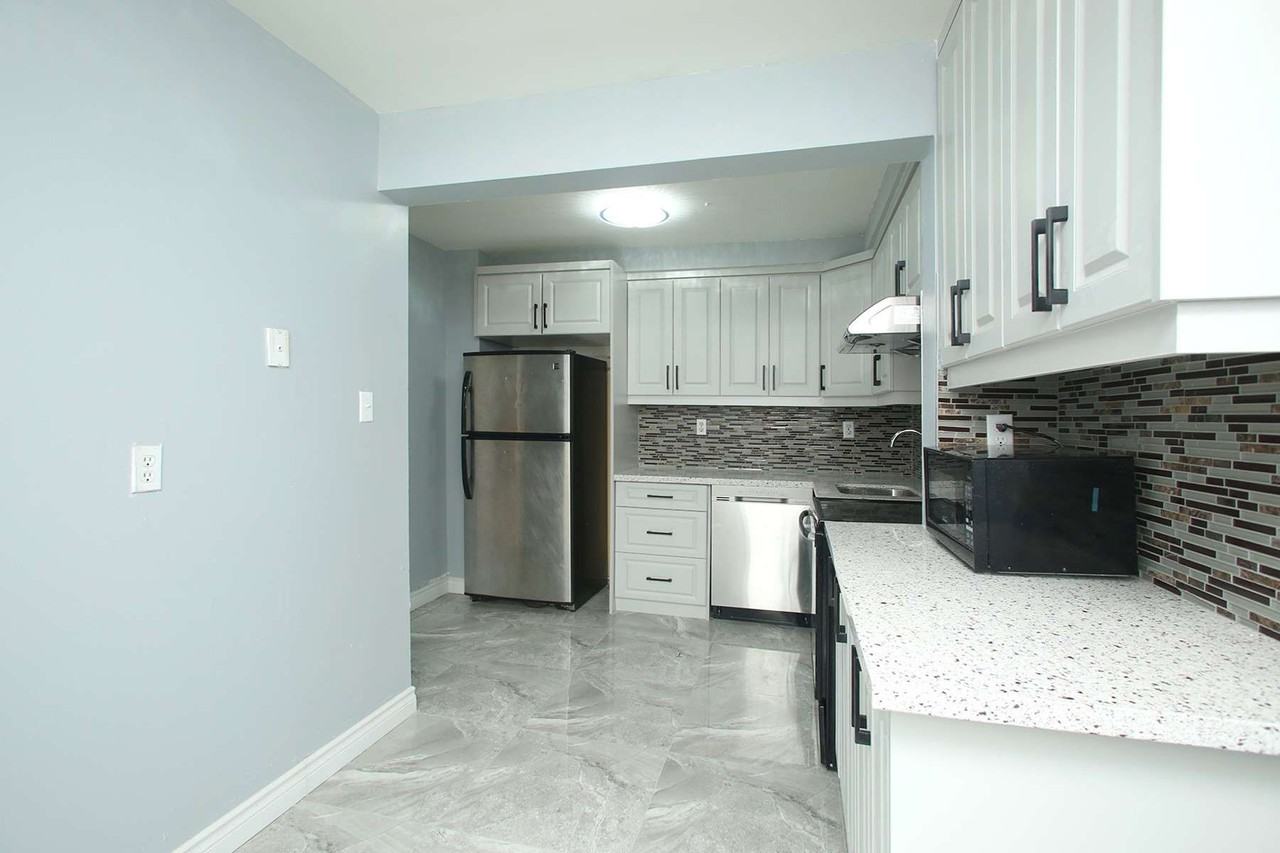 126 Dusay Pl - Photo 2 of 11