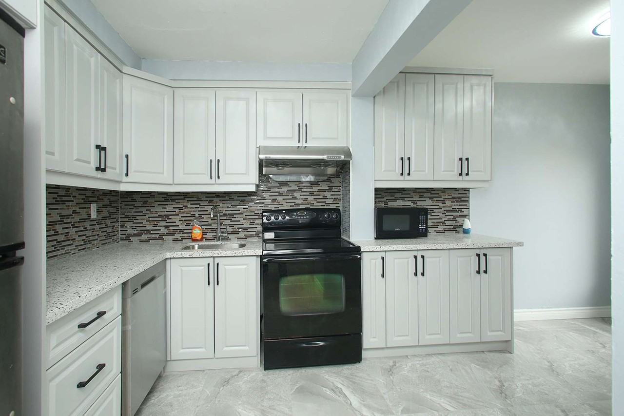 126 Dusay Pl - Photo 3 of 11