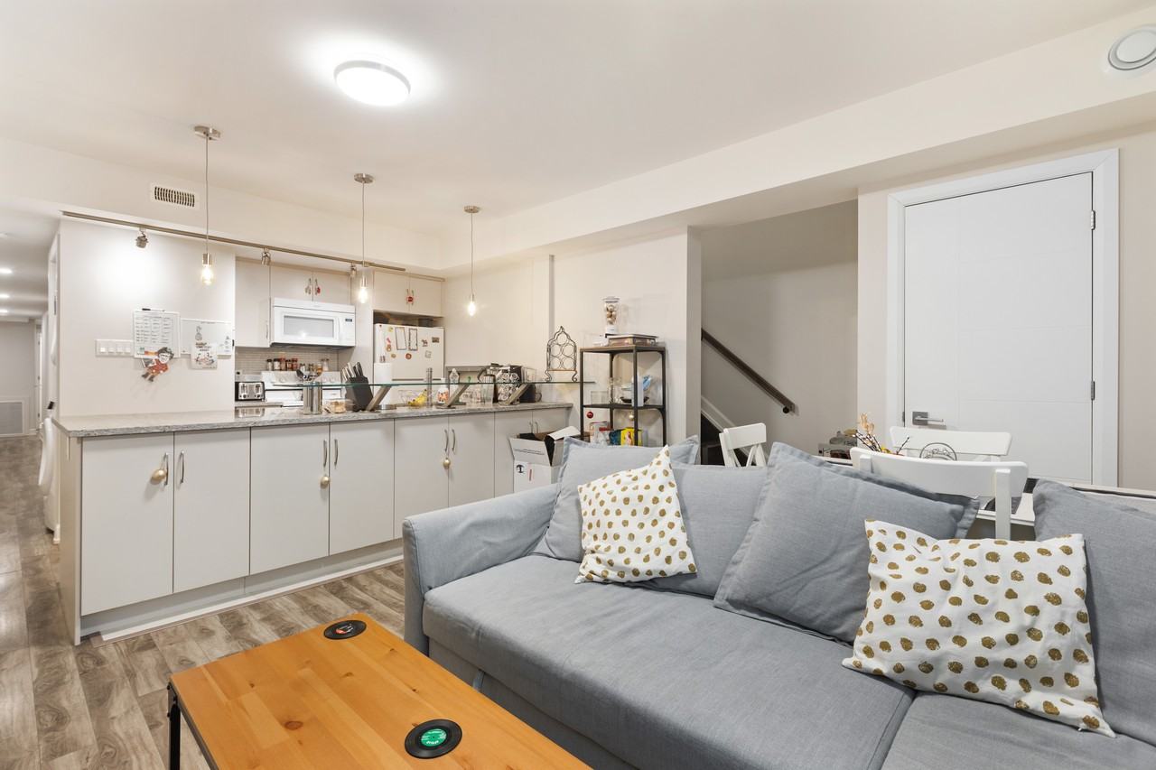 476 Sunnyside Avenue #1 - Photo 6 of 7