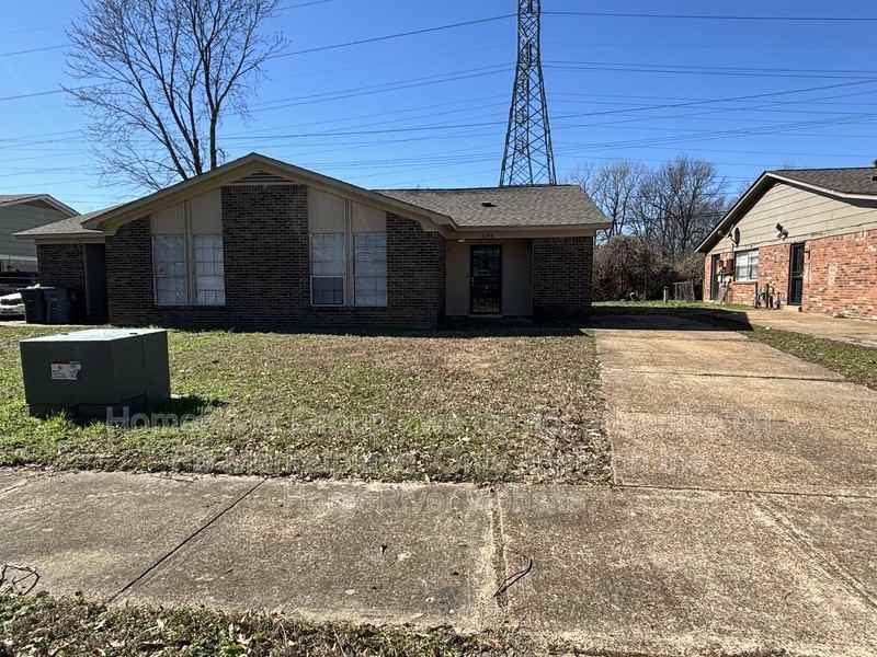 3393 Barbwood Dr - Photo 2 of 19