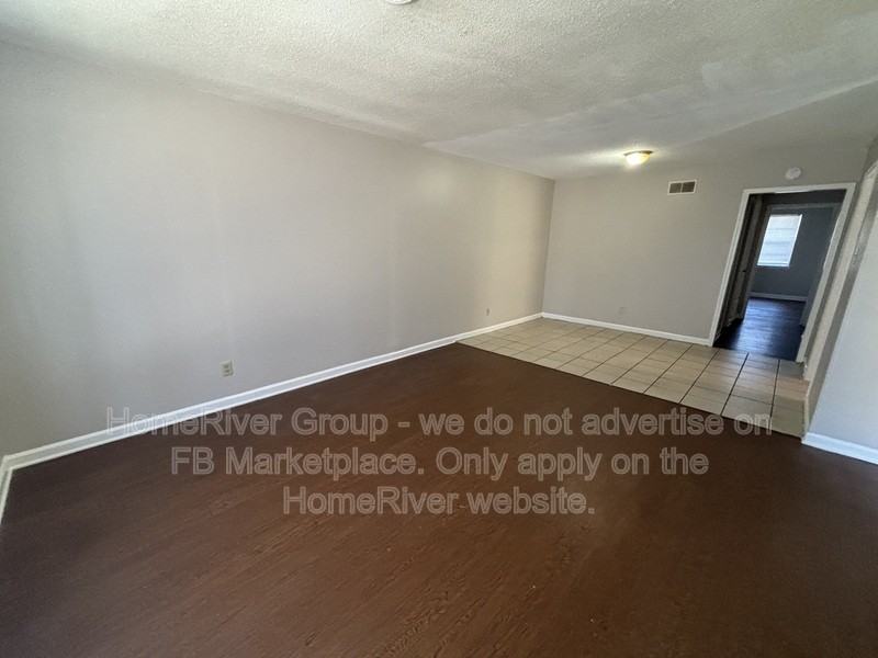 3393 Barbwood Dr - Photo 6 of 19