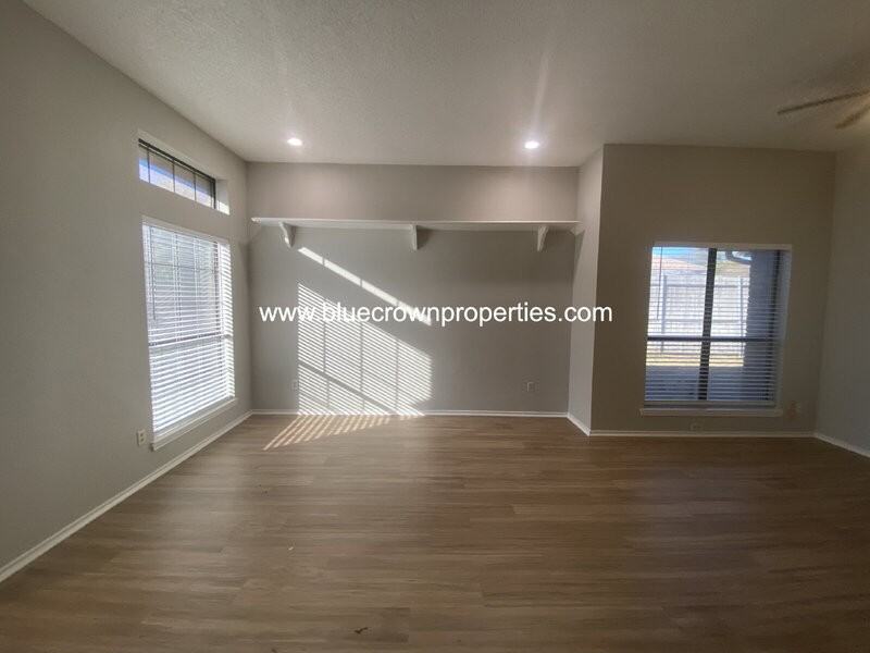 1212 Case Dr - Photo 5 of 17