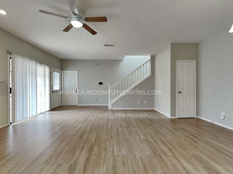 751 Meadowcreek Ct - Photo 3 of 20
