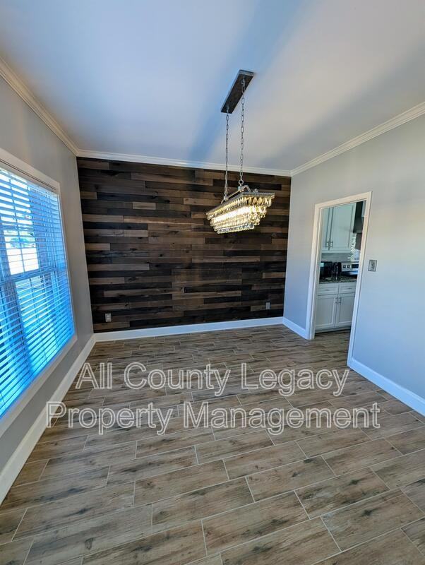 828 Windsor Oak Cir - Photo 4 of 18