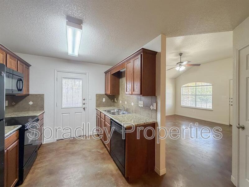 112B Andy Ln - Photo 3 of 17