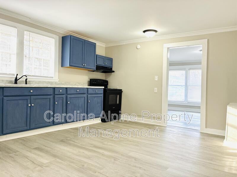 1409 Ware Ave - Photo 4 of 19