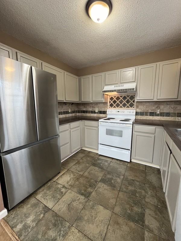 13203 Tuttle Bee Ct - Photo 3 of 14