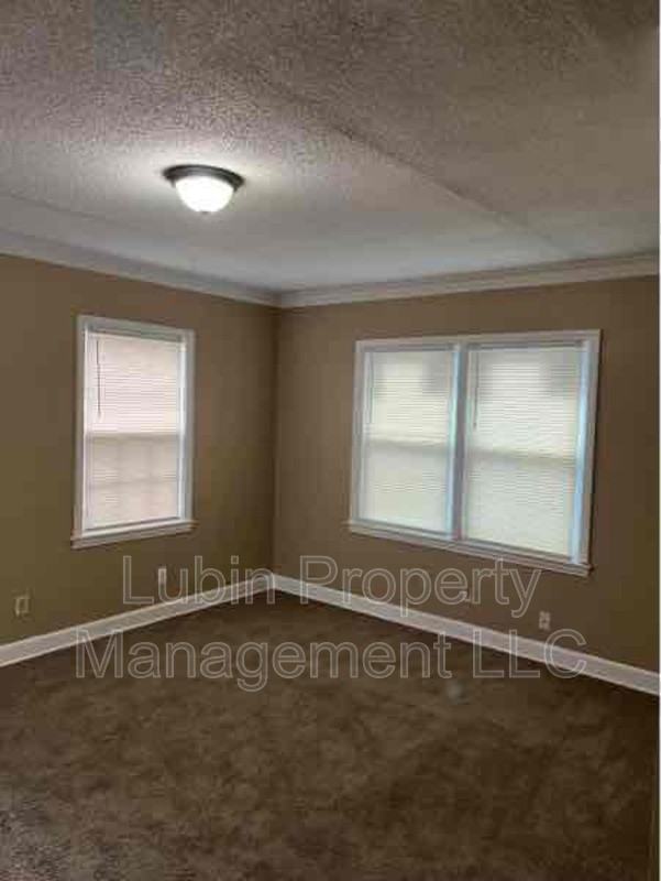 2760 Fizer Rd - Photo 2 of 5