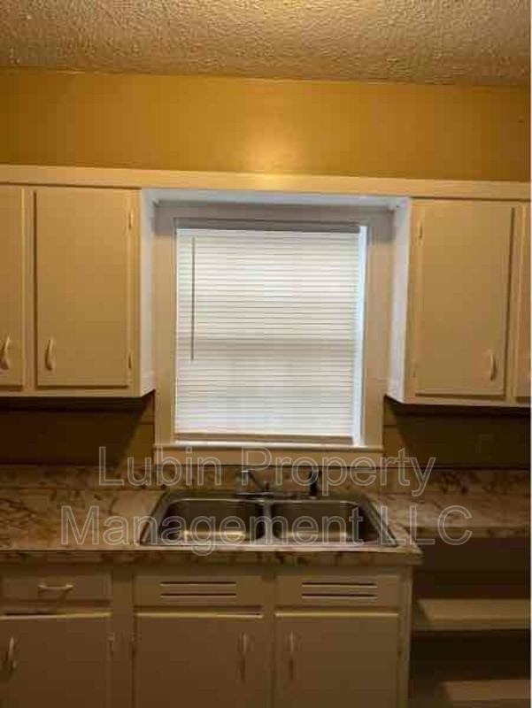 2760 Fizer Rd - Photo 4 of 5