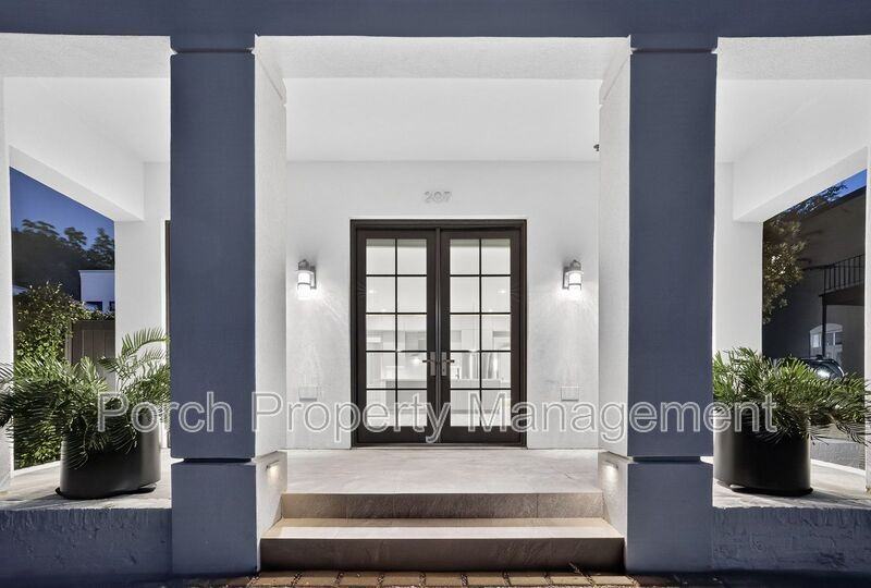 207 E Intendencia St - Photo 3 of 15