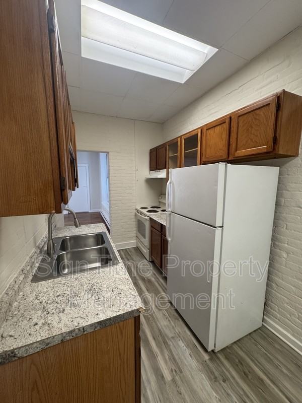 42 E Washington St #1 - Photo 6 of 13
