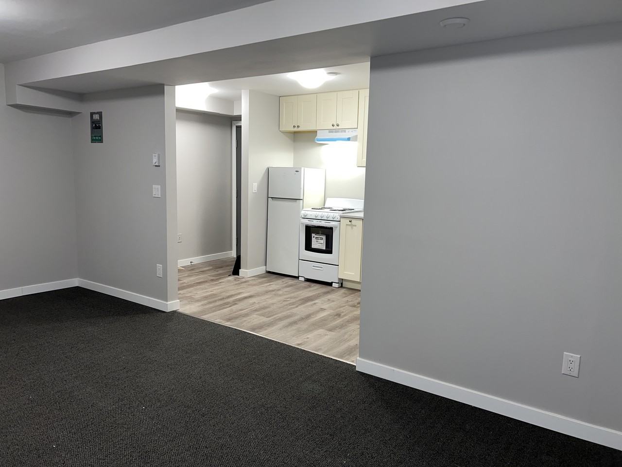 11933 223 Street - Photo 3 of 9