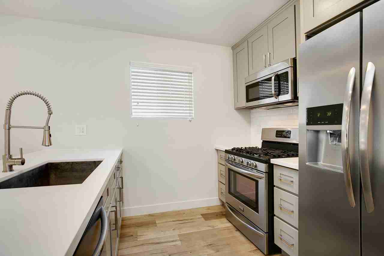 4053 West 23rd Street #F - Photo 3 of 9