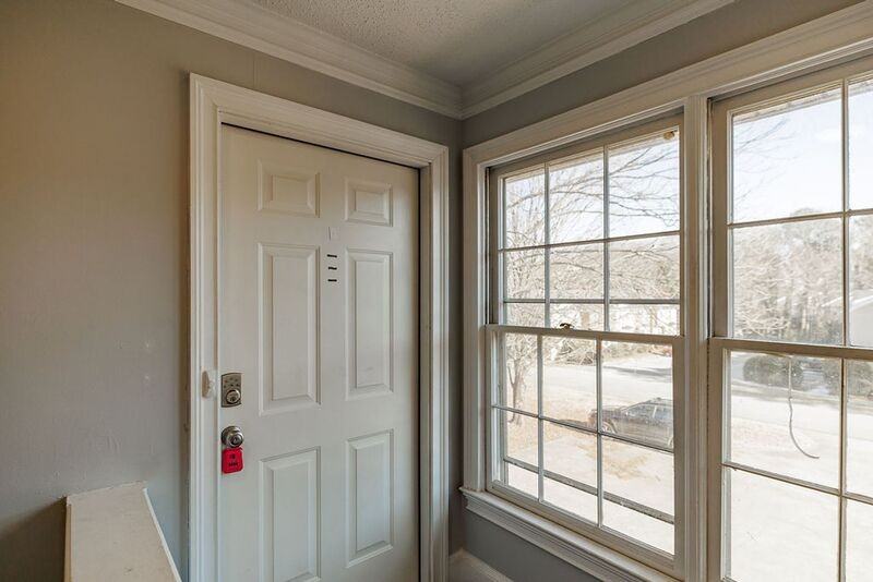 118 Barrington Dr #3 - Photo 2 of 14