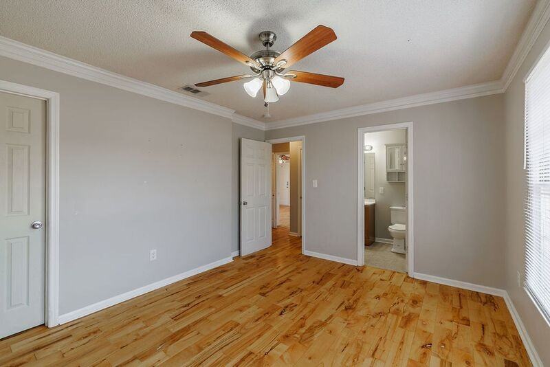 118 Barrington Dr #3 - Photo 7 of 14