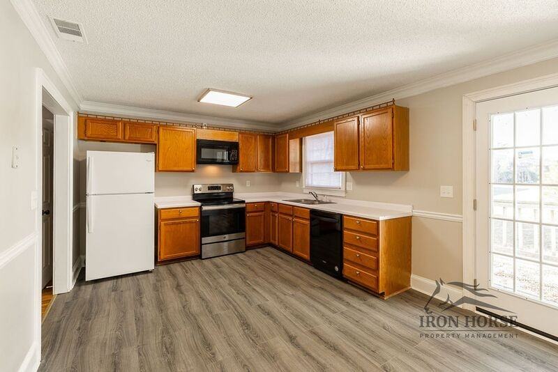 116 Barrington Dr #4 - Photo 7 of 19