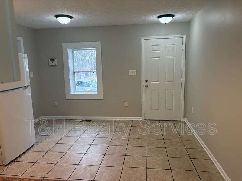 4303 Norwaldo Ave - Photo 5 of 15