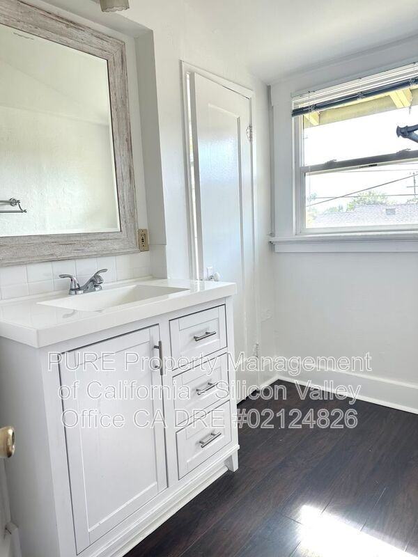 373 Richmond Ave #3 - Photo 6 of 11