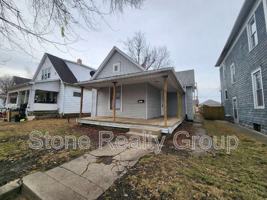 featured image of 1715 S 9th St