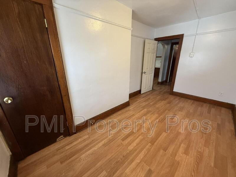 2836 N 16th St - Photo 7 of 16