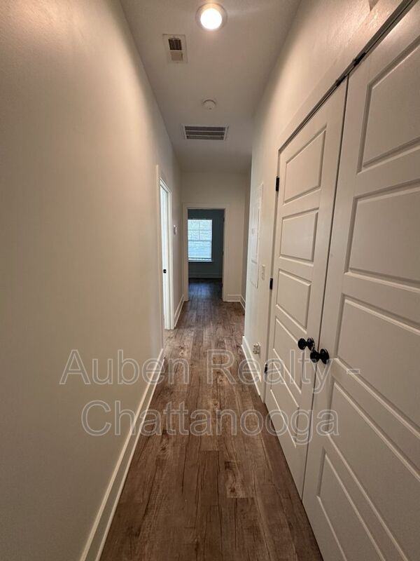 1242 Browns Ferry Rd - Photo 7 of 15