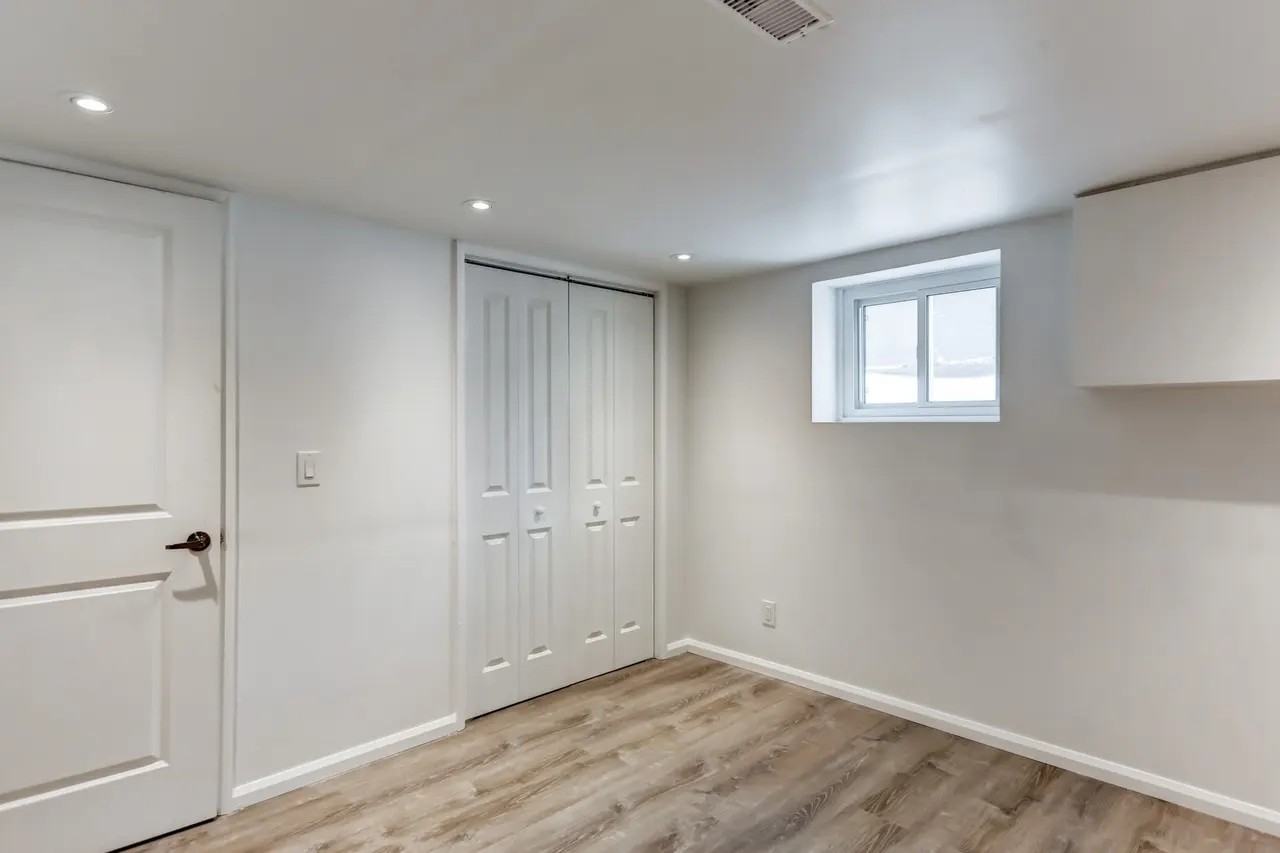 34 South Street - Photo 3 of 20