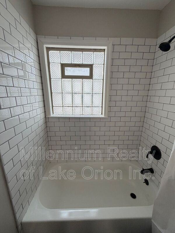 635 3rd Ave - Photo 5 of 13