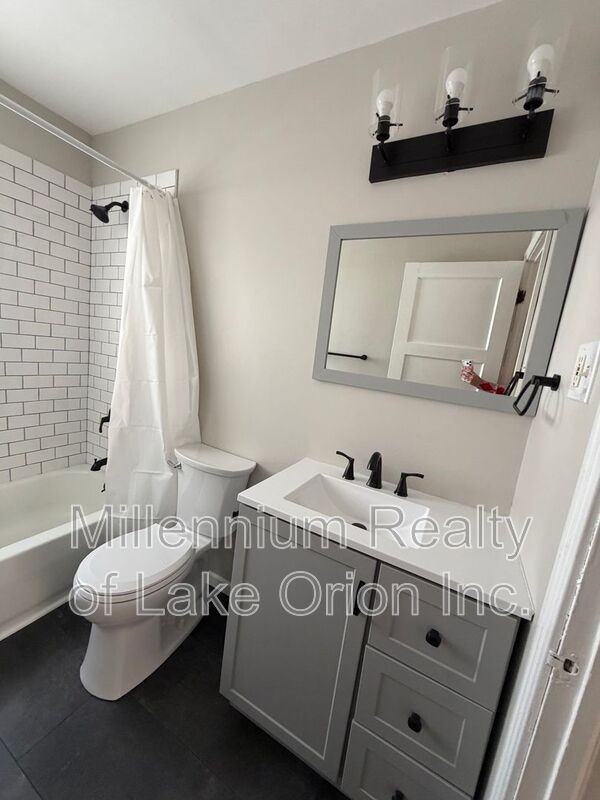 635 3rd Ave - Photo 6 of 13