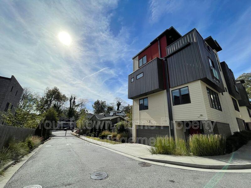 504 Rankin St Ne #9 - Photo 2 of 36