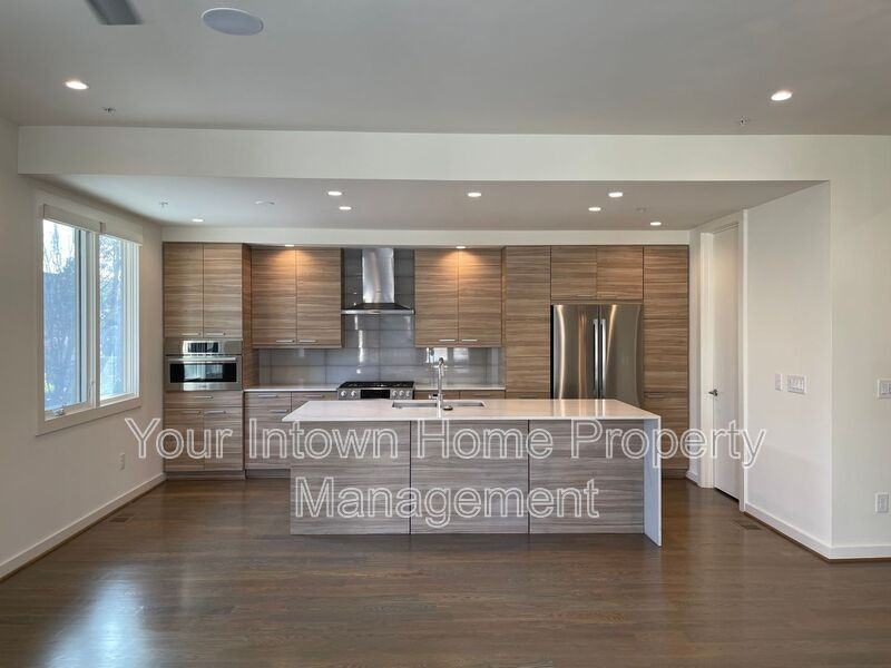 504 Rankin St Ne #9 - Photo 7 of 36