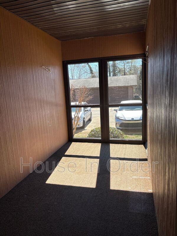 1230 State St - Photo 5 of 11