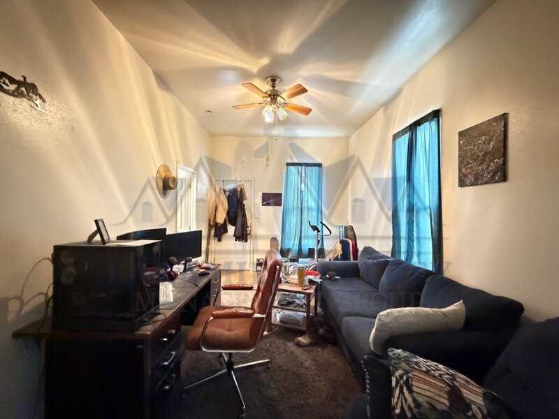 705 S 2nd St - Photo 5 of 7