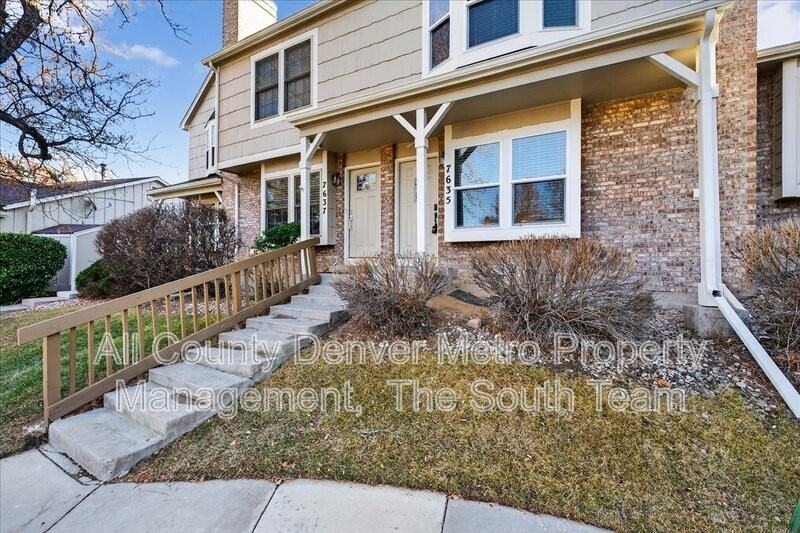 7635 S Steele St - Photo 2 of 27