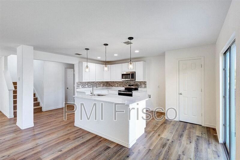 934 Cedar Creek Dr - Photo 4 of 25