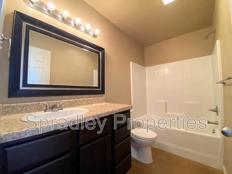 1512 Chance Ct - Photo 6 of 8