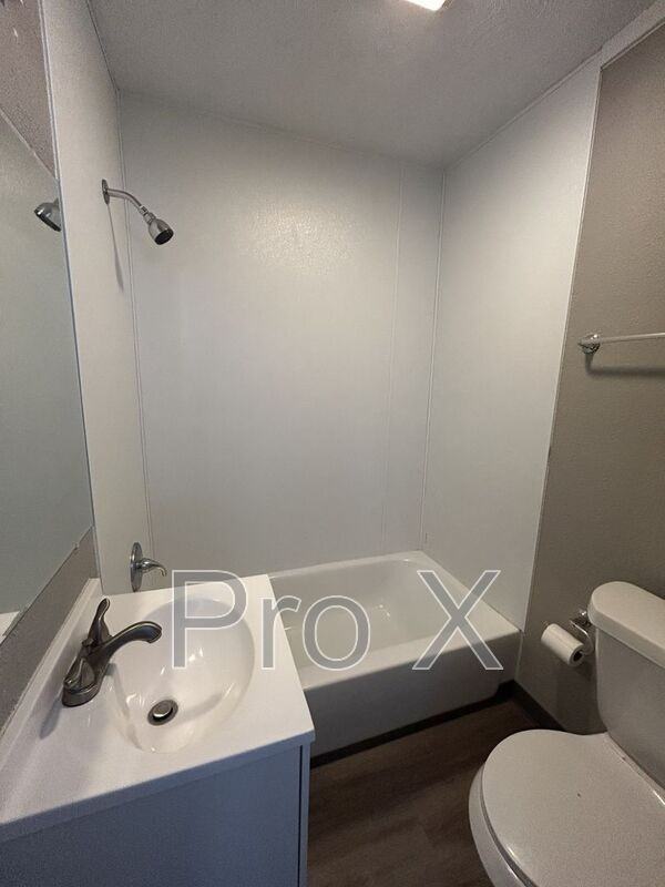 316 E Park A - Photo 7 of 11