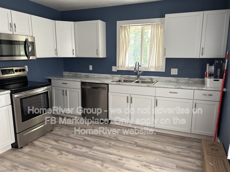 3721 Woodland Ave - Photo 3 of 13