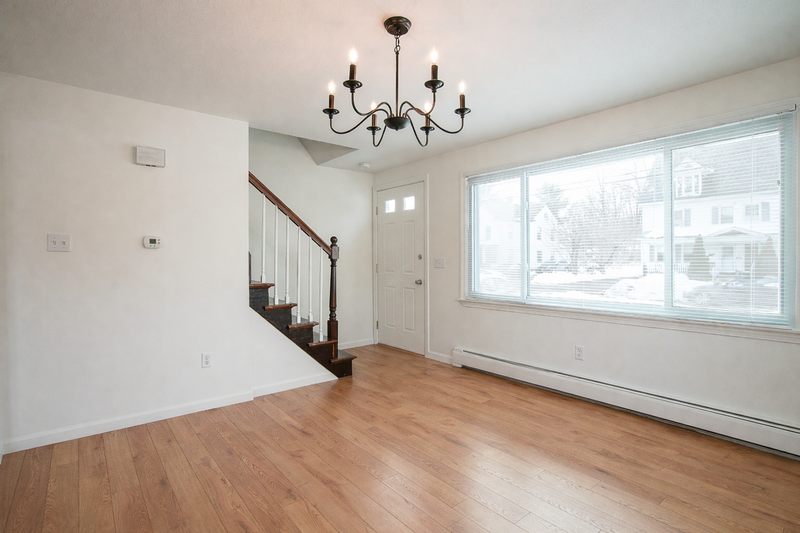 29 Crown St #B - Photo 7 of 18