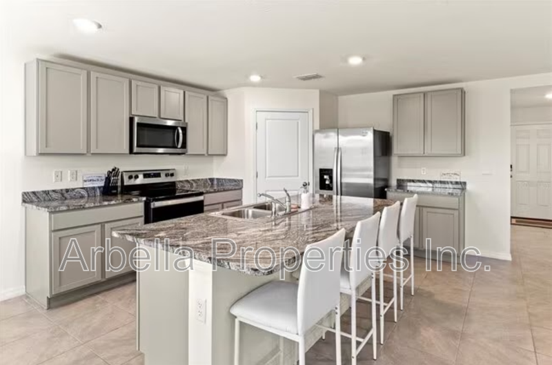 12262 Kingsley Trl - Photo 7 of 23