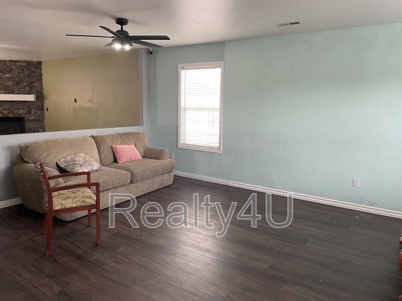 2867 W Willow Patch Rd - Photo 3 of 32