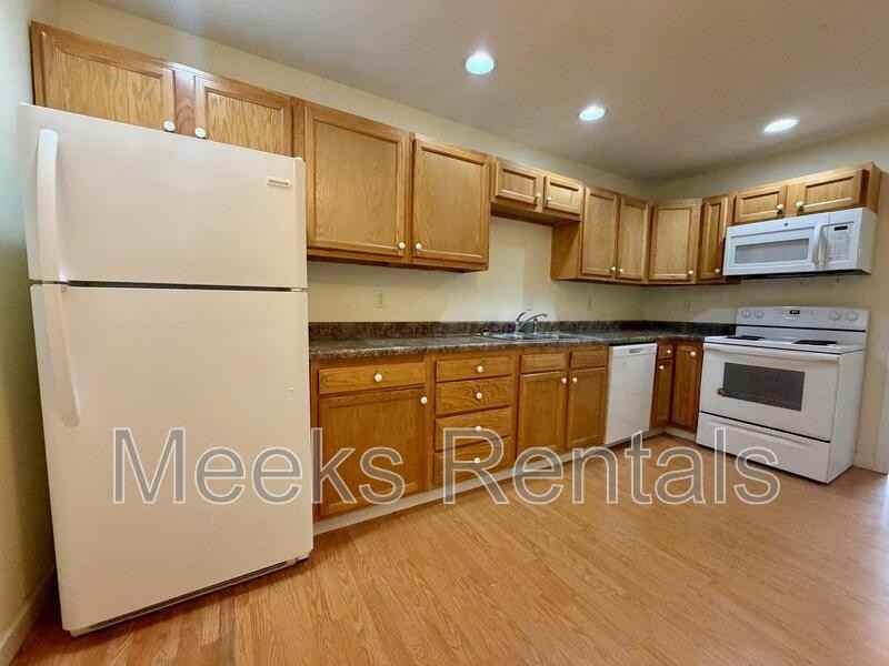 410 Mill Rd #410 - Photo 4 of 11