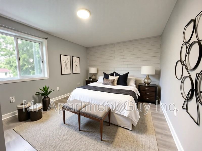 1974 Portage Rd - Photo 4 of 21