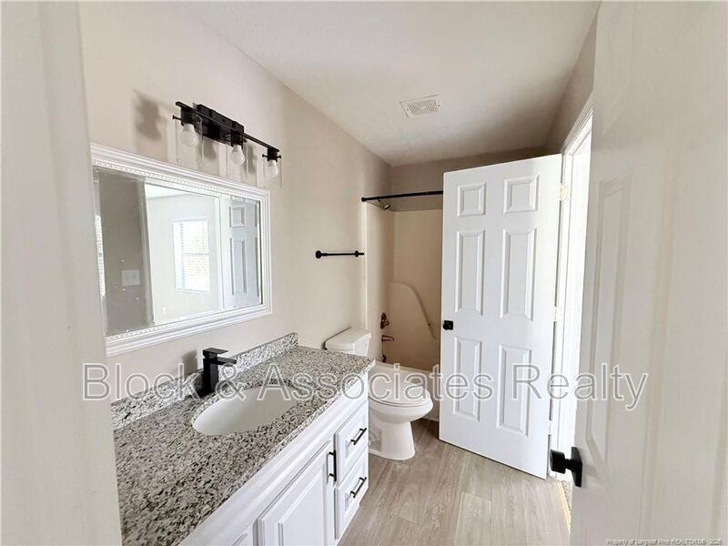 4079 Professional Dr - Photo 5 of 9