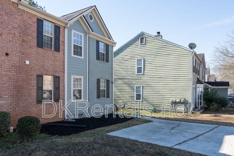 3328 Vintage Pointe Ct - Photo 2 of 25