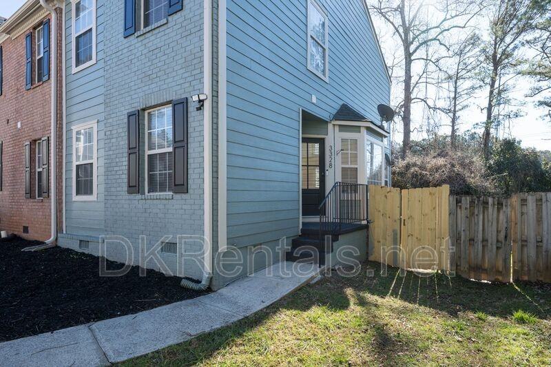 3328 Vintage Pointe Ct - Photo 3 of 25