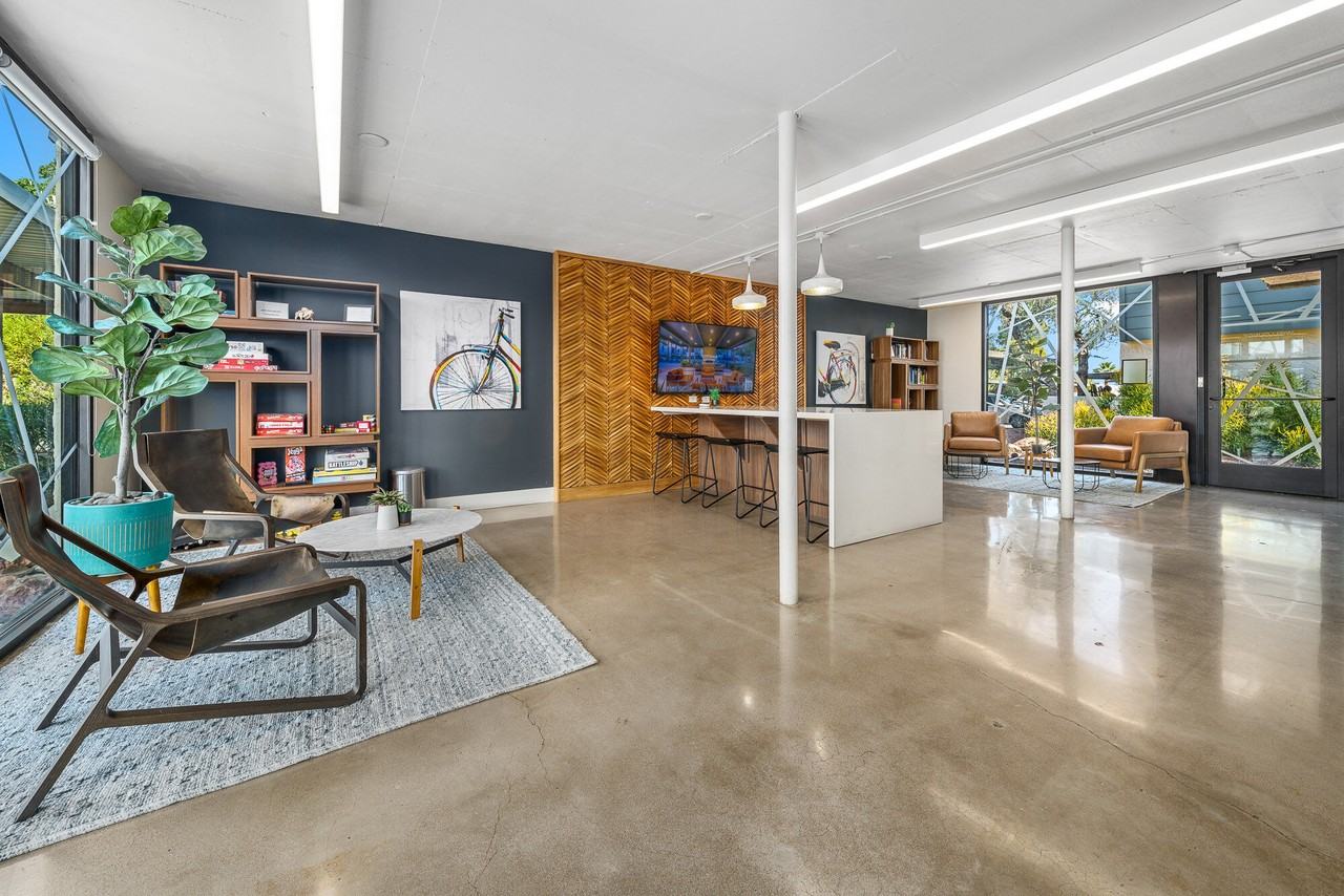 Scottsdale Gateway Phase II - Photo 3 of 37