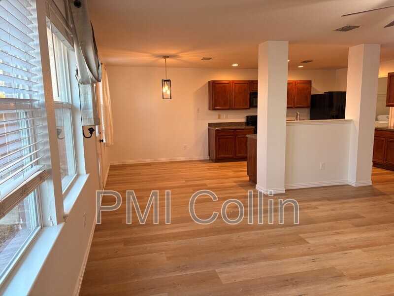 10924 Rankin Dr - Photo 5 of 28