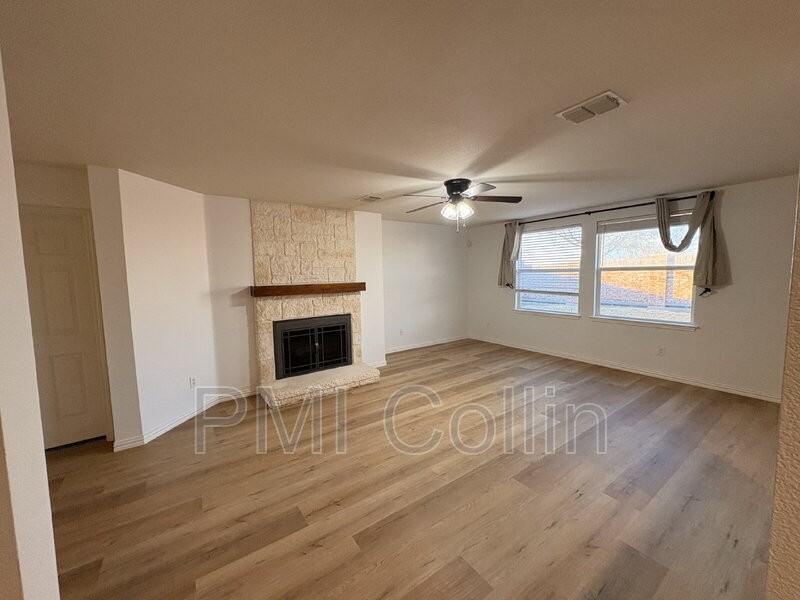 10924 Rankin Dr - Photo 7 of 28